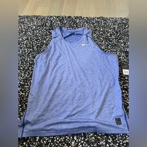 Men’s Nike fitted tank